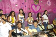 Instituto Cuida de Mim - Apresentação de Dia das Mães - 2011